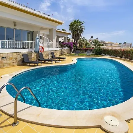 Marina - Pool & Sea View